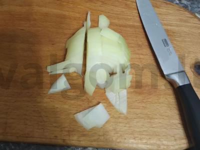 Troškinta vištienos krūtinėlė pomidorų pastoje Žingsnis 6