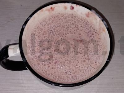 Vaisių ir uogų kokteilis "Malinka" Žingsnis 3