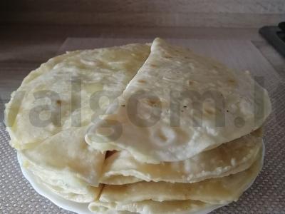 Kystybye su bulvėmis pagrindine nuotrauka