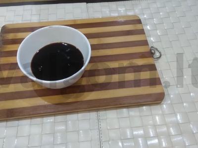 Medaus ir sojos padaže keptas karpis Žingsnis 3