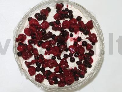 Želė tortas su uogomis ir grietinėle Žingsnis 4
