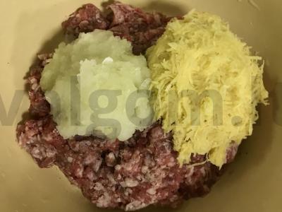 Maltos jautienos kotletai su sūriu Žingsnis 2