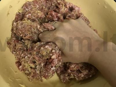 Maltos jautienos kotletai su sūriu Žingsnis 3