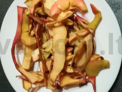 "Vitamin" kompotas su prieskoniais Žingsnis 1