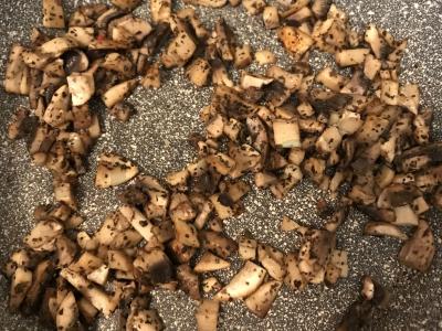 Vištienos makaronai su kreminiu grybų padažu Žingsnis 4