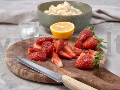 Naminiai sausainiai su braškėmis Žingsnis 1