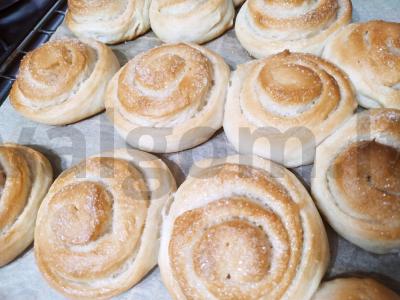 Cinnabon bandelės su maskarpone Žingsnis 3