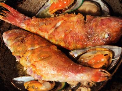 Skumbrė su šiltais pomidorais ir midijomis Žingsnis 3