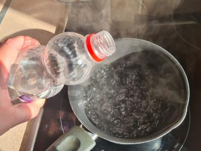 Kiaušinis ant skrebučio su pomidorais Žingsnis 4