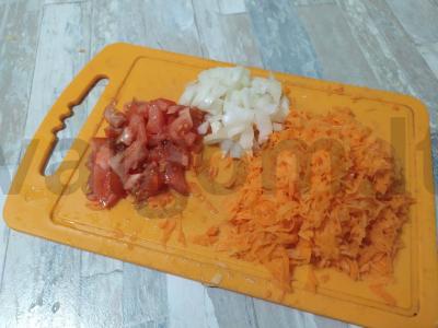 Sūrio sriuba su dešra Žingsnis 1