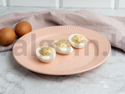 Įdaryti kiaušiniai su garstyčiomis ir majonezu Žingsnis 4