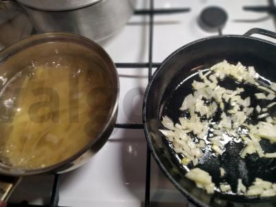 Makaronai su karališkosiomis krevetėmis ir brokoliais Žingsnis 2