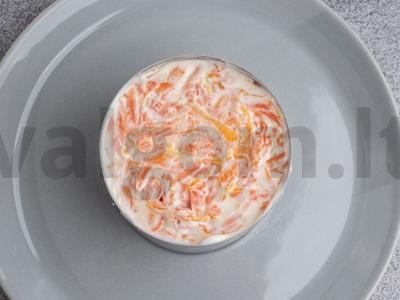 Mimozos salotos su rūkyta skumbre Žingsnis 5
