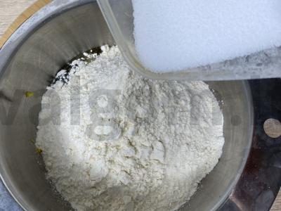 Biscotti sausainiai su džiovintomis slyvomis ir graikiniais riešutais Žingsnis 8