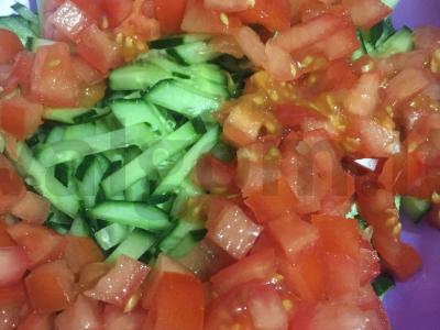 Salotos "Delicious" su rūkyta vištiena ir daržovėmis Žingsnis 3