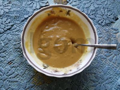 Naminės garstyčios ant agurkų sūrymo Žingsnis 2