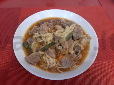 Lagmanas su kiauliena pagrindine nuotrauka