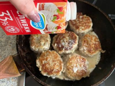 Tinginių įdaryti kopūstai grietinėlės padaže pagal specialų receptą Žingsnis 9