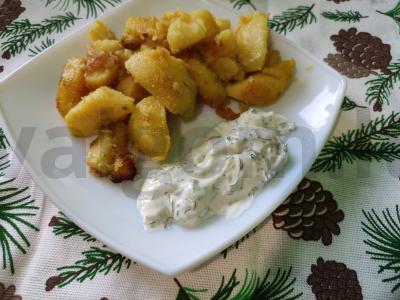 Česnakų padažas pagrindine nuotrauka