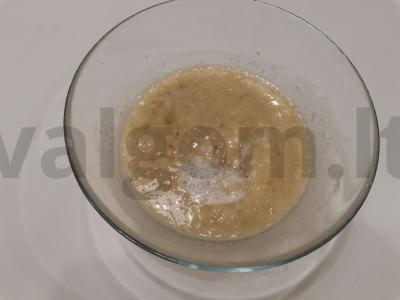 Bananiniai blyneliai su kokosų miltais Žingsnis 4