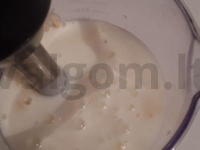 Bananų kefyro kokteilis. Žingsnis 3