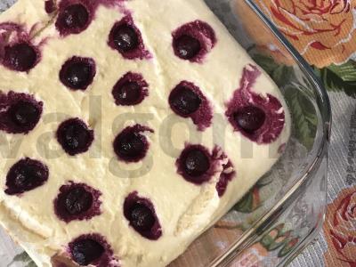 Cukrumi saldinta varškė su vyšniomis pagrindine nuotrauka