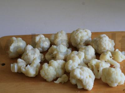 Žiediniai kopūstai, kepti džiūvėsėliuose Žingsnis 3