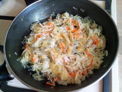 Naminiai koldūnai su raugintais kopūstais Žingsnis 2