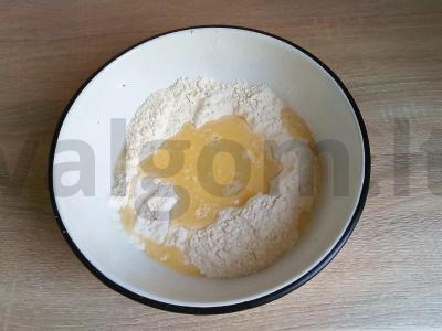 Naminiai koldūnai su raugintais kopūstais Žingsnis 3