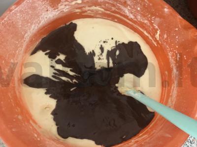 Bananų ir šokolado pyragas Žingsnis 4