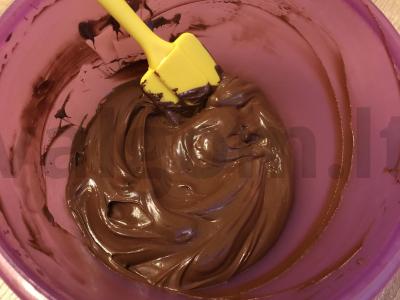 Bananų ir šokolado pyragas Žingsnis 14