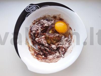 Pieniško šokolado keksiukai Žingsnis 2