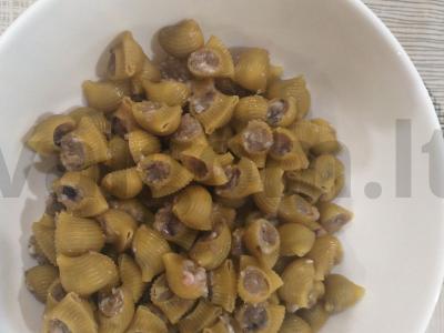 Puikios įdarytos sraigių spurgos. Žingsnis 3