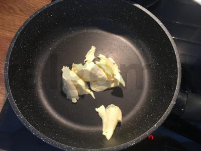 Makaronai riešutų ir grietinėlės padaže Žingsnis 3