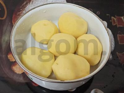 Keptos bulvės su česnakais Žingsnis 3