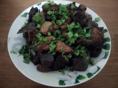 Surinktas naminis kepsnys iš subproduktų pagrindine nuotrauka