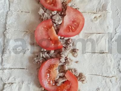 Sluoksniuotos tešlos maltinių pyragas Žingsnis 2