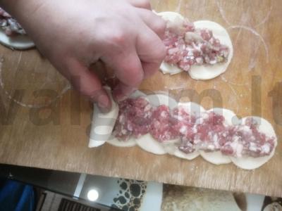 Rozetės koldūnai Žingsnis 7