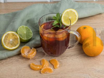 Citrusinių vaisių karštas vynas Žingsnis 4
