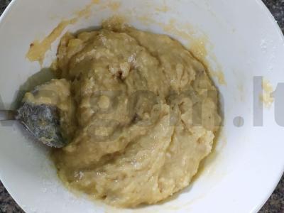 Bananiniai sausainiai su kokoso drožlėmis Žingsnis 3