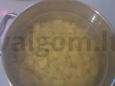 Naminiai makaronai, kad sriuba būtų aromatinga Žingsnis 3
