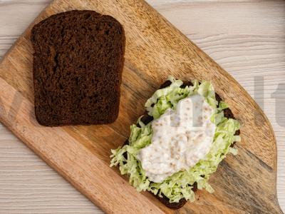 Ruginės duonos sumuštinis su karbonadu Žingsnis 4