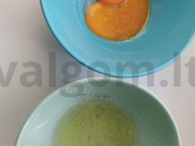 Oro omletas su rūkyta vištiena Žingsnis 1