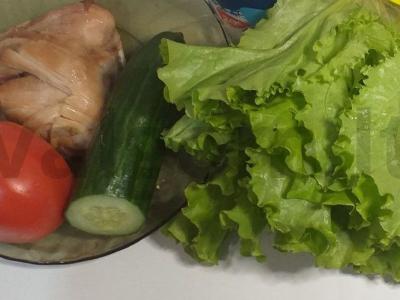 Sultinga šaverma su vištiena ir daržovėmis Žingsnis 1