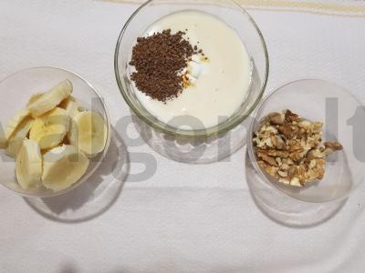 Kavos desertas iš avižinių sausainių ir bananų Žingsnis 2