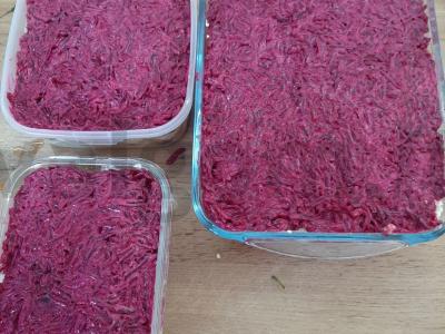 Silkė po kailiu su marinuotais agurkais Žingsnis 8