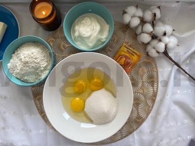 Minkšti Vienos vafliai su grietine Žingsnis 1