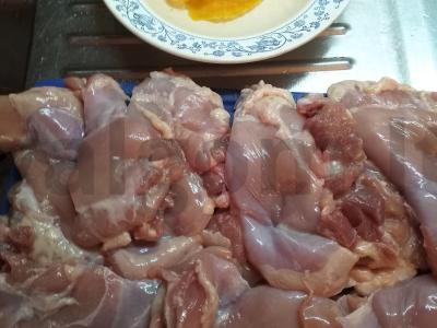 Vištienos filė tropiniu stiliumi: su mango ir imbieru orkaitėje Žingsnis 1