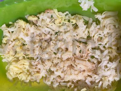 Salotos su marinuotomis opiatais ir rūkyta vištiena Žingsnis 1