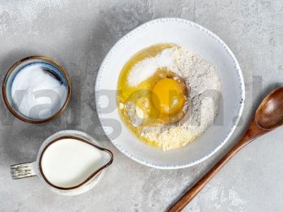 Naminė ruginė duona su kukurūzų miltais orkaitėje Žingsnis 1